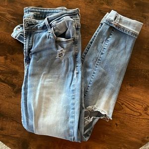Old Navy rockstar, mid rise, distressed skinny jeans